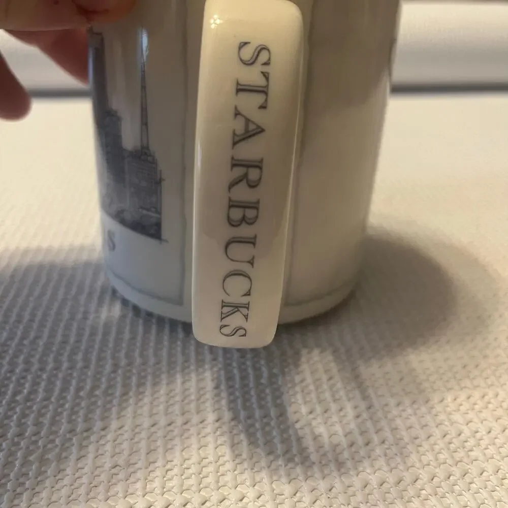 Starbucks coffee company St. Louis destination mug year 2007 18 oz coffee mug
